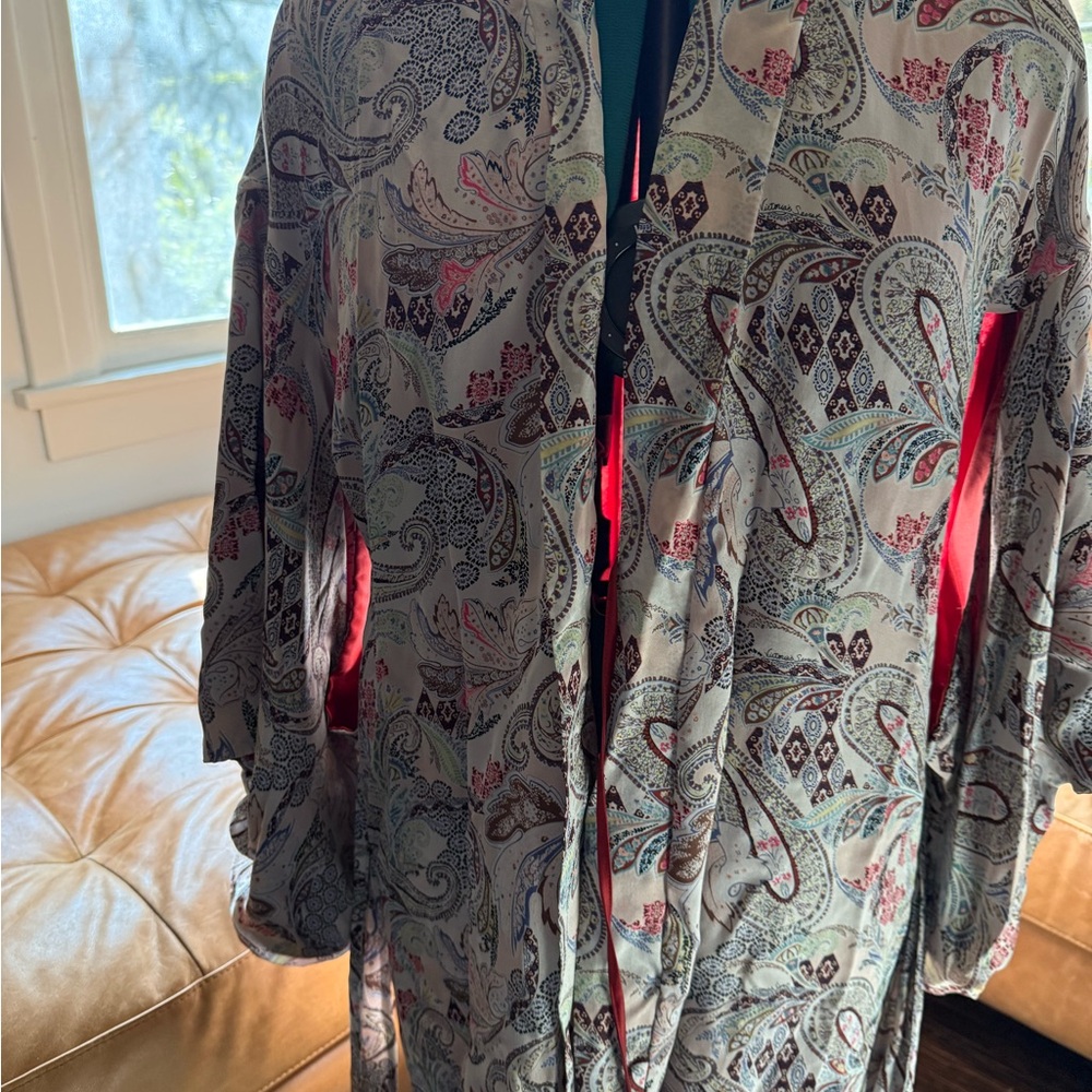 Victoria's Secret Paisley Robe in Cream and Red